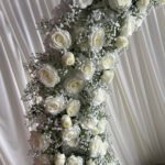 FA023 Whie roses with gyp flower arch 6ft 7ft 8ft - Image 6