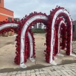 FA1022 Red roses flower arch 6ft 7ft 8ft - Image 3
