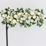 TR0001 rose with leaves table runner for wedding decoration
